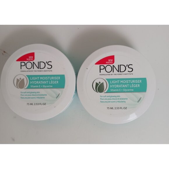 (2) POND'S Light Moisturizer, Vitamin E + Glycerine Non-Oily, 2.53oz - Picture 1 of 6